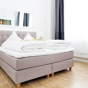 https://sc-1-cozy-family-business-flair-welcomes-you-rockchair.find-berlin-hotels.com